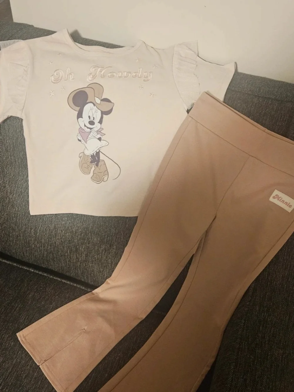 Kids Minnie Mouse Matching Set in Brown & Pink